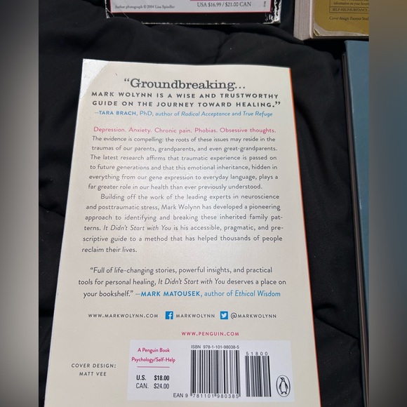 Assorted Book Collection - Picture 3 of 6